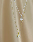 Clover Necklace Small - Pearl