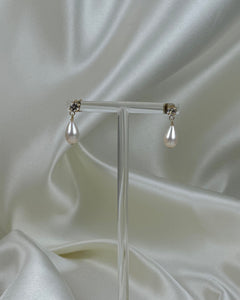 Topaz Pearl Stud - Teardrop