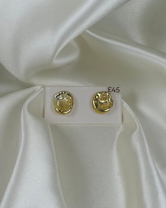 ONE OFF - L Molten Studs