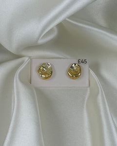 ONE OFF - L Molten Studs