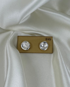 ONE OFF - L Molten Studs