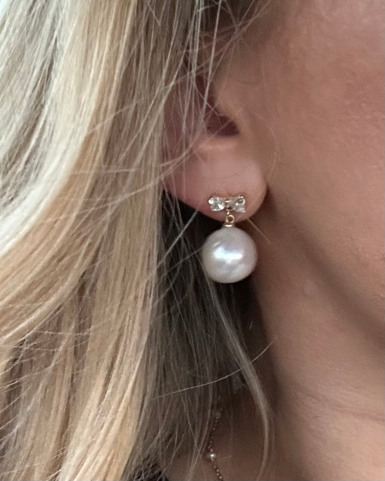 Cubic Zirconia Bow Pearl studs – Taylor Williams Jewellery