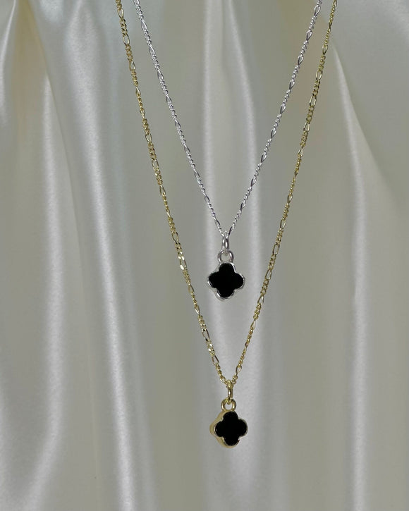 Clover Necklace Small - Onyx
