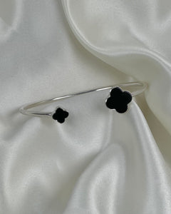 Double Clover Cuff - Onyx