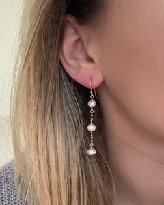 Pearl Scatter Earring