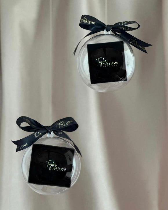 Bauble Gift Wrapping